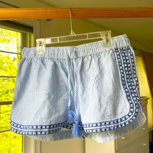 Vineyard Vines breezy shorts